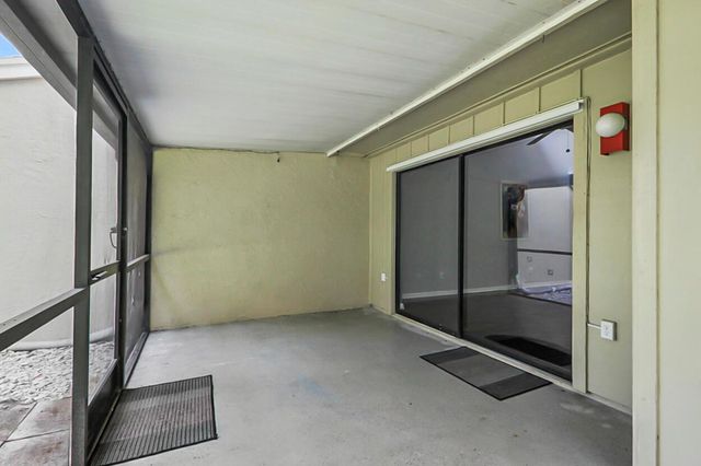 1679 SW Crossing Circle, Palm City, FL 34990