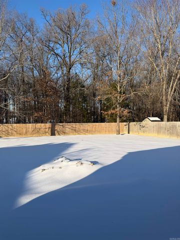 25 Brentwood Drive, Vilonia, AR 72173