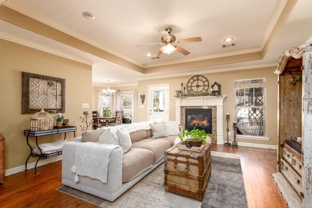 25 Brentwood Drive, Vilonia, AR 72173