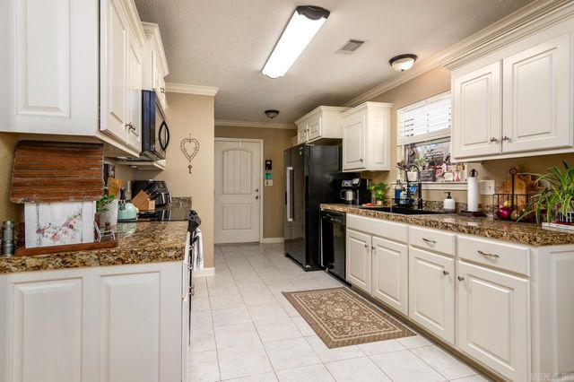 25 Brentwood Drive, Vilonia, AR 72173