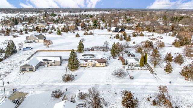 224 Ambler Drive, Brooklyn, MI 49230