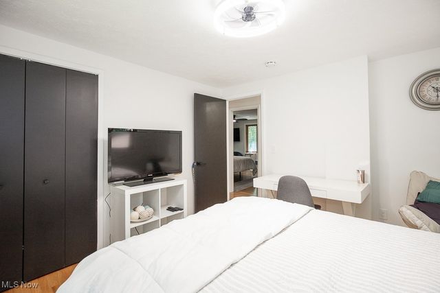 4280 Som Center Road, Moreland Hills, OH 44022