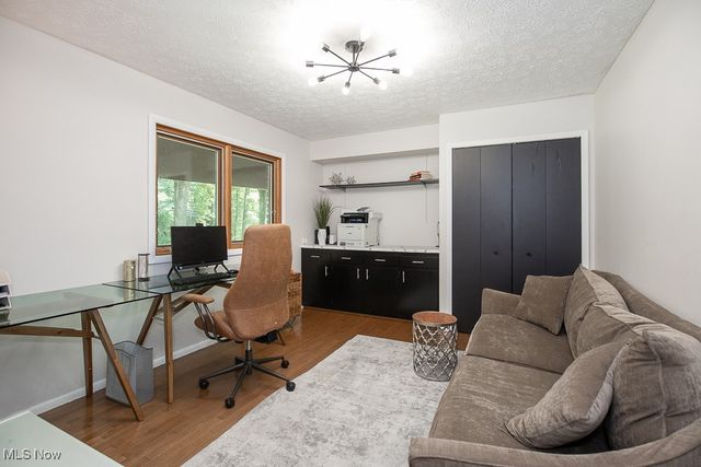 4280 Som Center Road, Moreland Hills, OH 44022