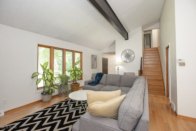 4280 Som Center Road, Moreland Hills, OH 44022