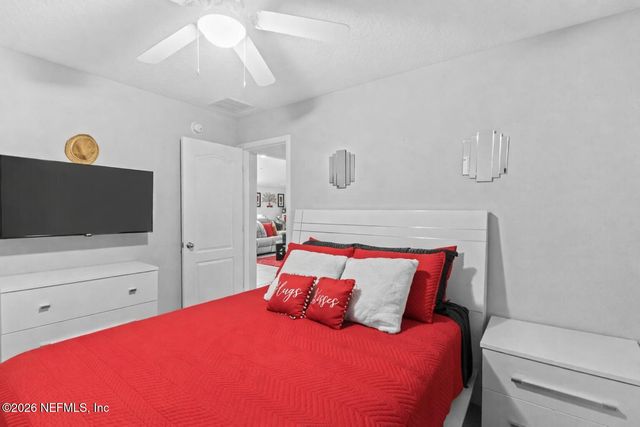 15716 TWIN CREEK Drive, Jacksonville, FL 32218