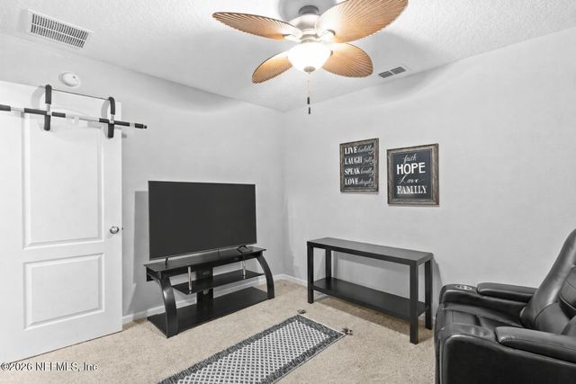 15716 TWIN CREEK Drive, Jacksonville, FL 32218