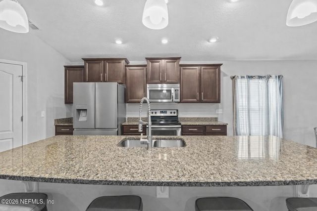 15716 TWIN CREEK Drive, Jacksonville, FL 32218