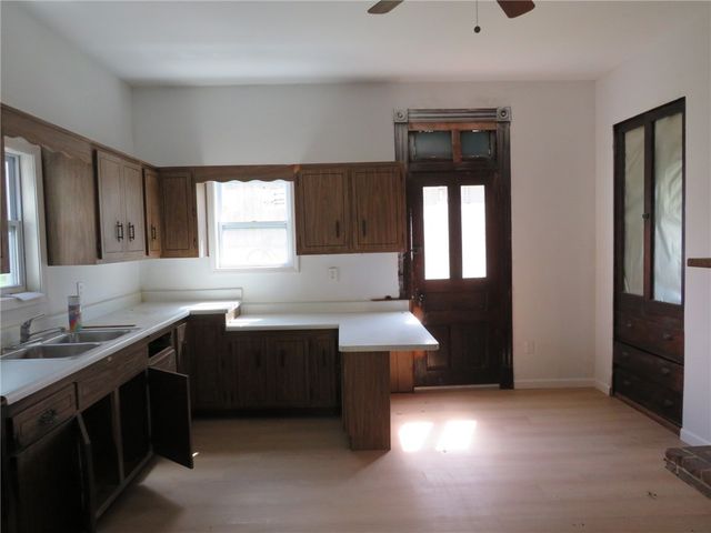 1250 Summerlea Ave, City Of Washington, PA 15301