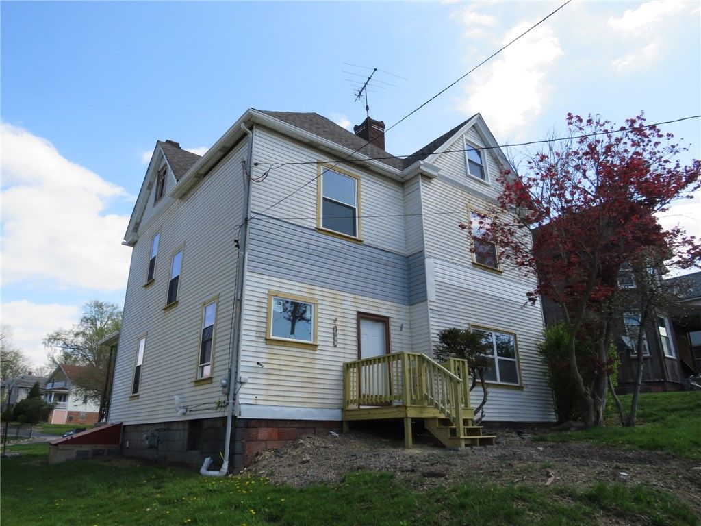 1250 Summerlea Ave, City Of Washington, PA 15301