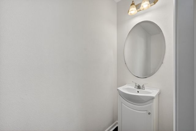 3321 Maple Drive SW, Bondurant, IA 50035