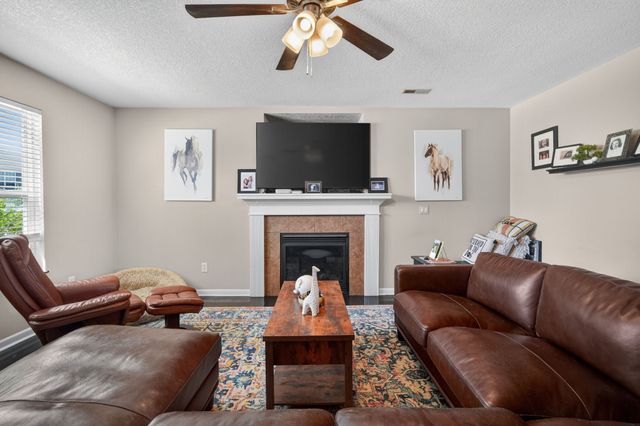 3321 Maple Drive SW, Bondurant, IA 50035