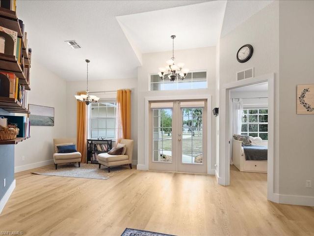 3860 20th AVE SE, Naples, FL 34117