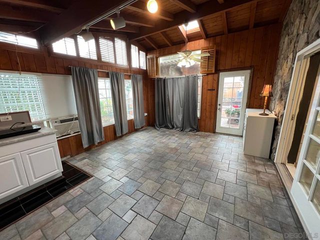 3253 Acacia St, Lemon Grove, CA 91945