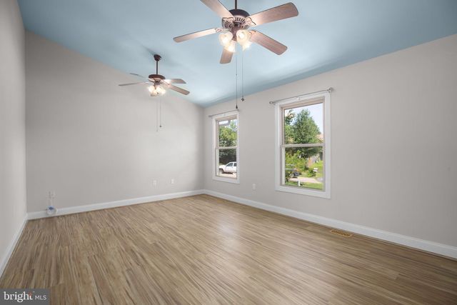 7730 STOCKWELL DR, Fredericksburg, VA 22407