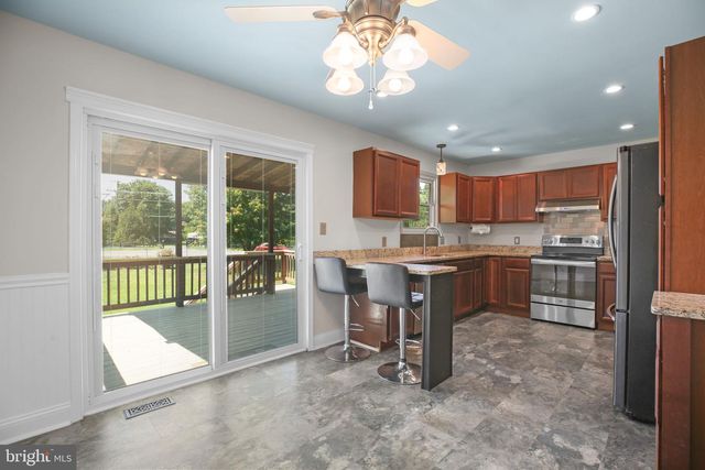 7730 STOCKWELL DR, Fredericksburg, VA 22407
