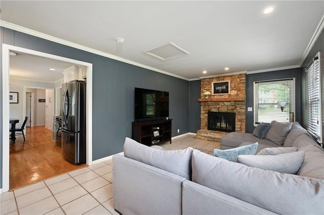 5539 Goodman Street, Mission, KS 66202
