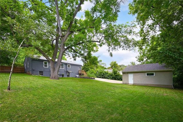 5539 Goodman Street, Mission, KS 66202