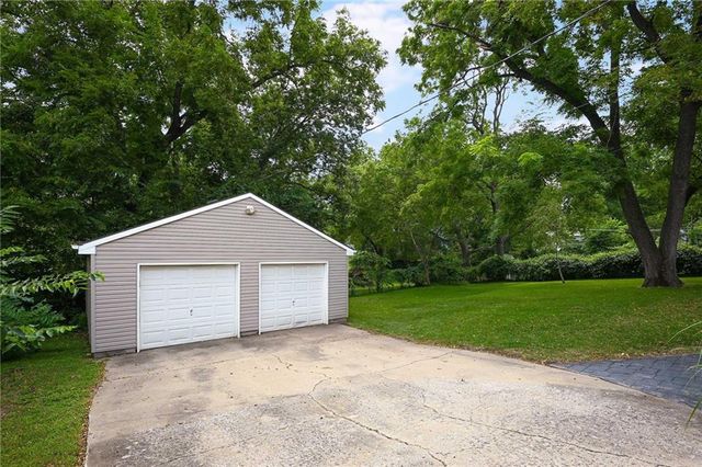5539 Goodman Street, Mission, KS 66202