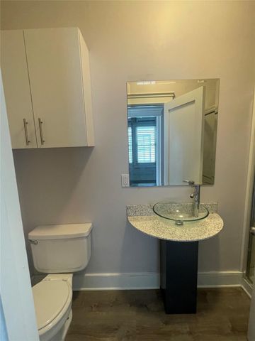 1323 Avenue M, Galveston, TX 77550