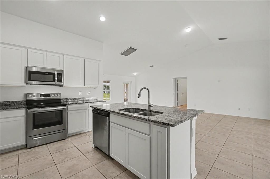 Image 10 of property listing at 934 NW 7th AVE, Cape Coral, FL 33993