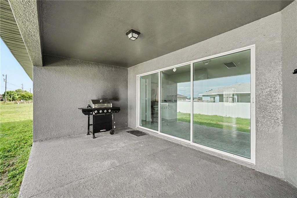 Image 22 of property listing at 934 NW 7th AVE, Cape Coral, FL 33993