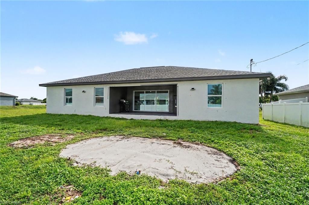 Image 25 of property listing at 934 NW 7th AVE, Cape Coral, FL 33993