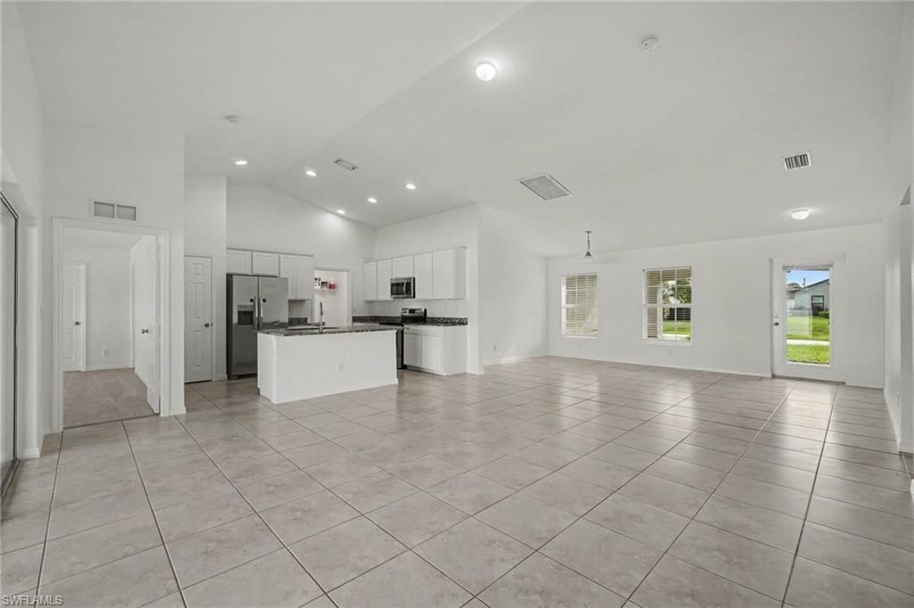 Image 6 of property listing at 934 NW 7th AVE, Cape Coral, FL 33993