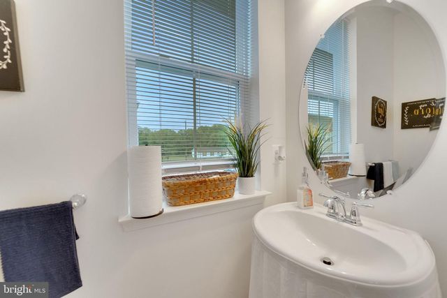 1408 HUDSON VIEW RD, Essex, MD 21221