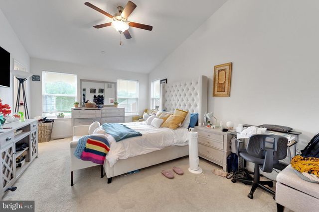 1408 HUDSON VIEW RD, Essex, MD 21221