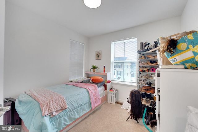 1408 HUDSON VIEW RD, Essex, MD 21221