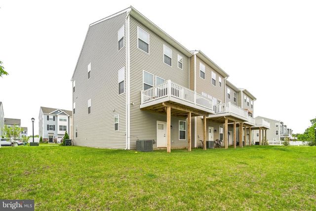 1408 HUDSON VIEW RD, Essex, MD 21221