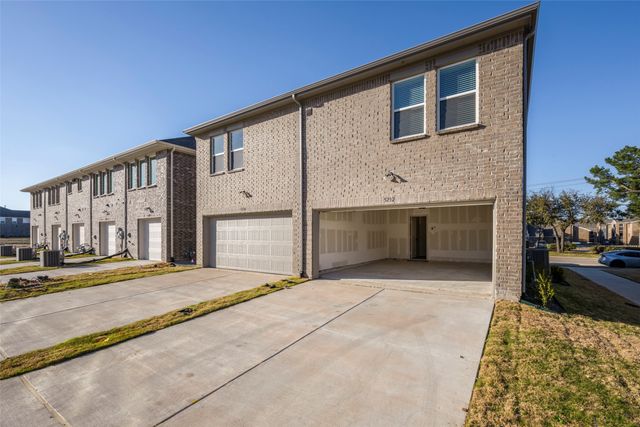5232 Springlake Parkway, Haltom City, TX 76117