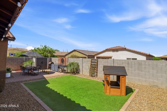 1490 W Smoke Tree Avenue, Queen Creek, AZ 85140