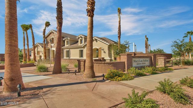 1490 W Smoke Tree Avenue, Queen Creek, AZ 85140
