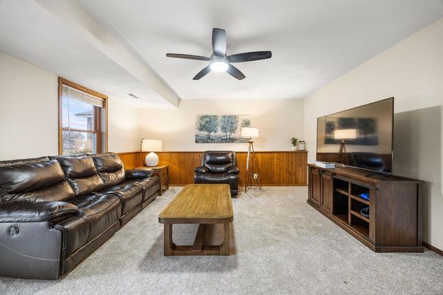 638 Cambridge Drive, Janesville, WI 53548