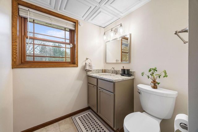 638 Cambridge Drive, Janesville, WI 53548