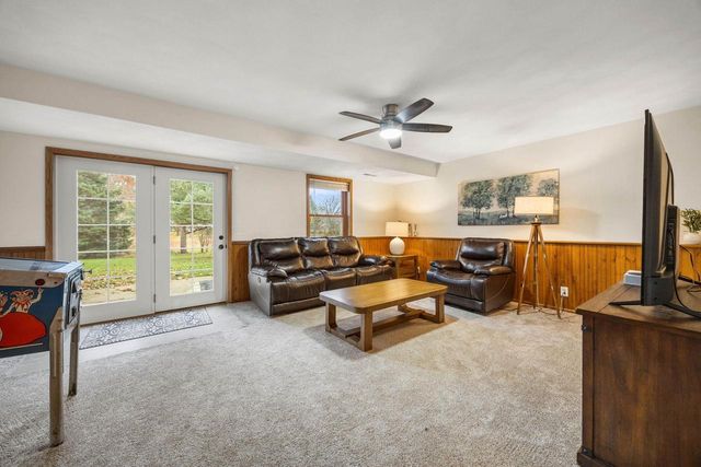 638 Cambridge Drive, Janesville, WI 53548