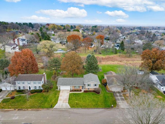 638 Cambridge Drive, Janesville, WI 53548