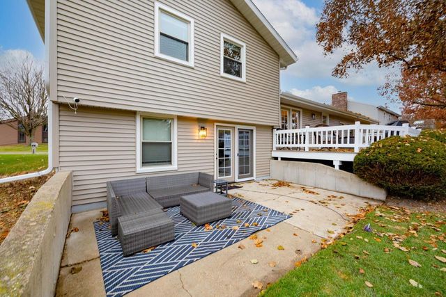 638 Cambridge Drive, Janesville, WI 53548