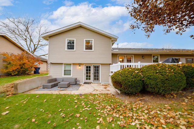 638 Cambridge Drive, Janesville, WI 53548