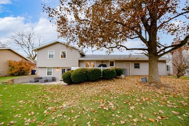 638 Cambridge Drive, Janesville, WI 53548