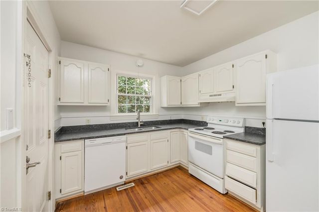 1612 W First Street, Winston-salem, NC 27101