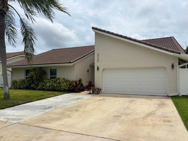 330 Sandalwood Lane, Boca Raton, FL 33487