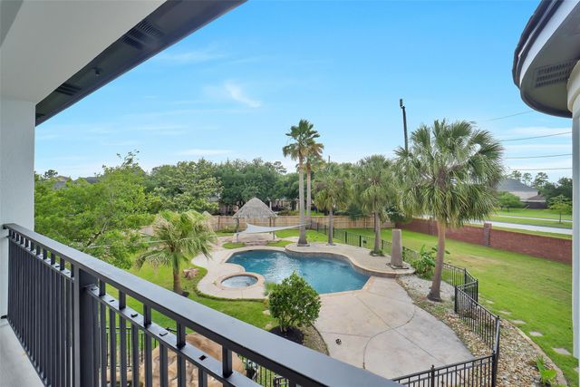 13734 Vinery Lane, Cypress, TX 77429