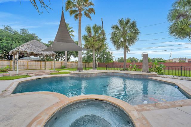 13734 Vinery Lane, Cypress, TX 77429