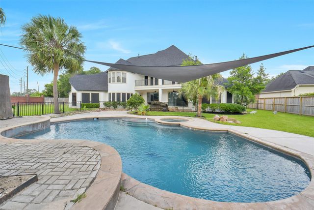 13734 Vinery Lane, Cypress, TX 77429