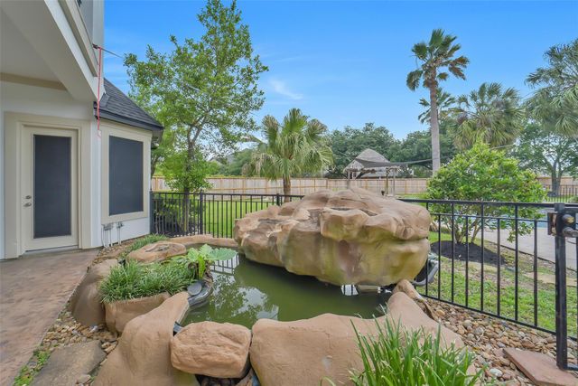 13734 Vinery Lane, Cypress, TX 77429
