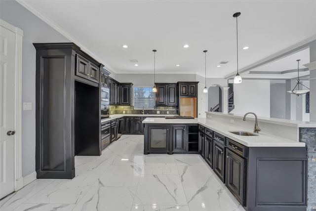 13734 Vinery Lane, Cypress, TX 77429