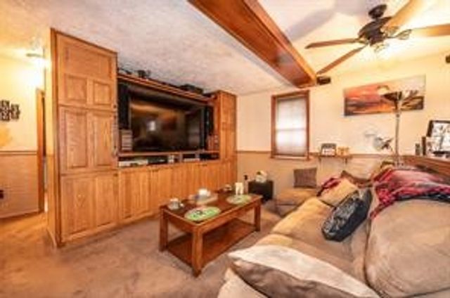 1075 Streets Run Road, Baldwin Boro, PA 15236