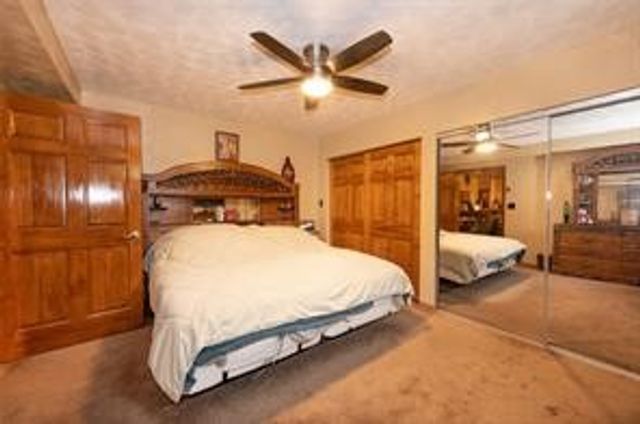 1075 Streets Run Road, Baldwin Boro, PA 15236